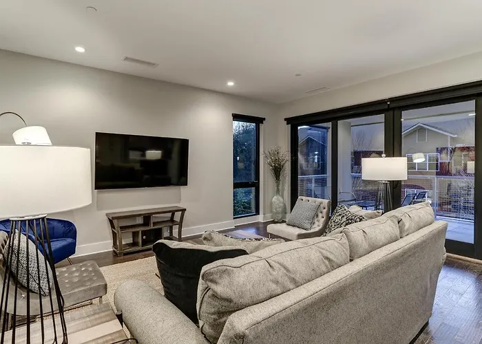 145 Biltmore Ave Condo 541B0A Asheville